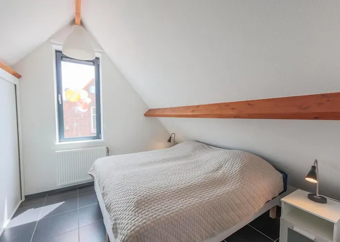 Weststraat 22 - - Zuid 3p Appartement Ouddorp